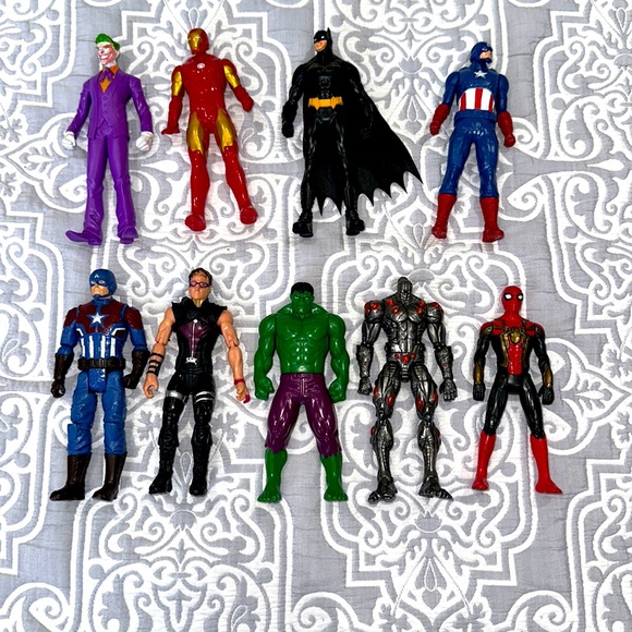 9Piece Action Figure Toys - Picture 1 of 3